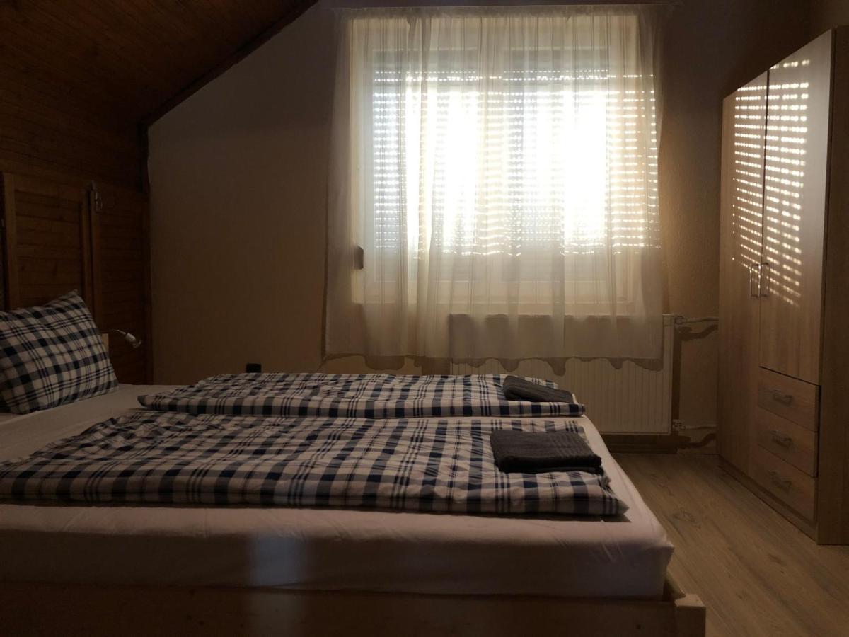 Apartman 4. Lägenhet Balatonalmádi Exteriör bild